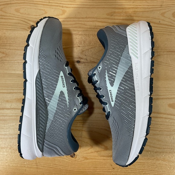 Brooks Addiction GTS 15 Running Shoes Women’s 9 B Gray Navy White 1203521B099 - Picture 7 of 9